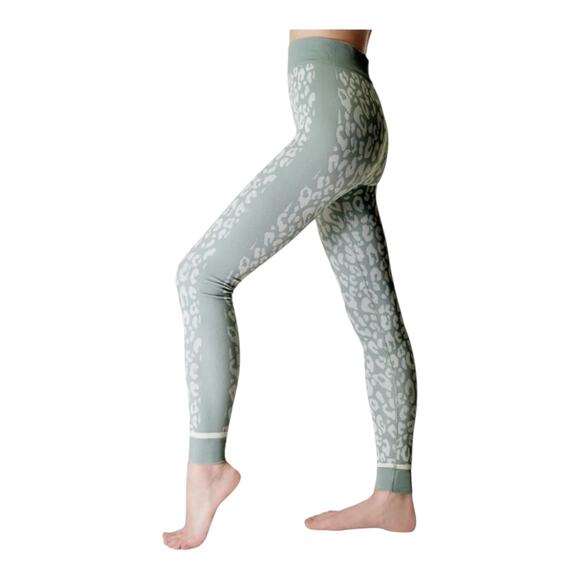 Sweaty Betty Leggings Leopard print jacquard base layer size 6 - Picture 6 of 6